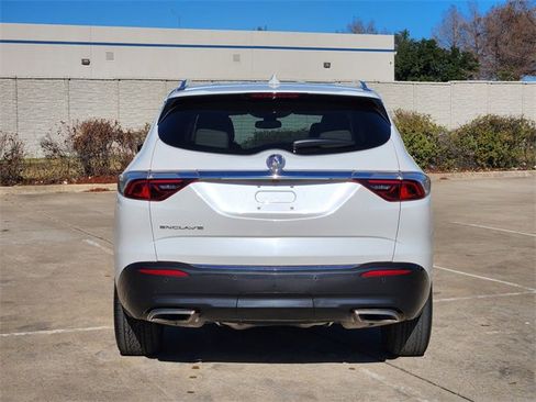 Used 2023 Buick Enclave Essence w/ Sport Touring Edition image 6