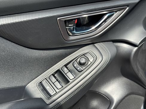 Certified 2023 Subaru Forester Premium AWD/4WD image 18