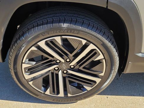 New 2026 Chevrolet Equinox RS image 5