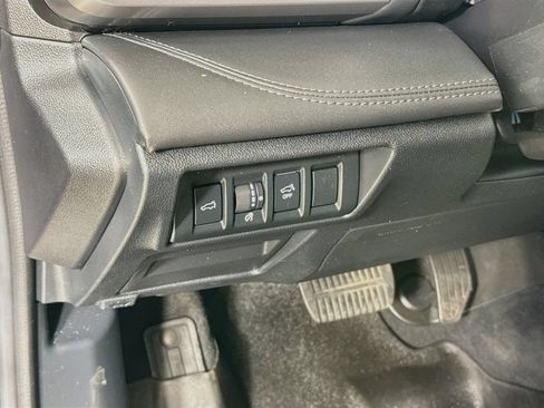 Used 2020 Subaru Outback Limited w/ Popular Package #2 AWD/4WD image 12