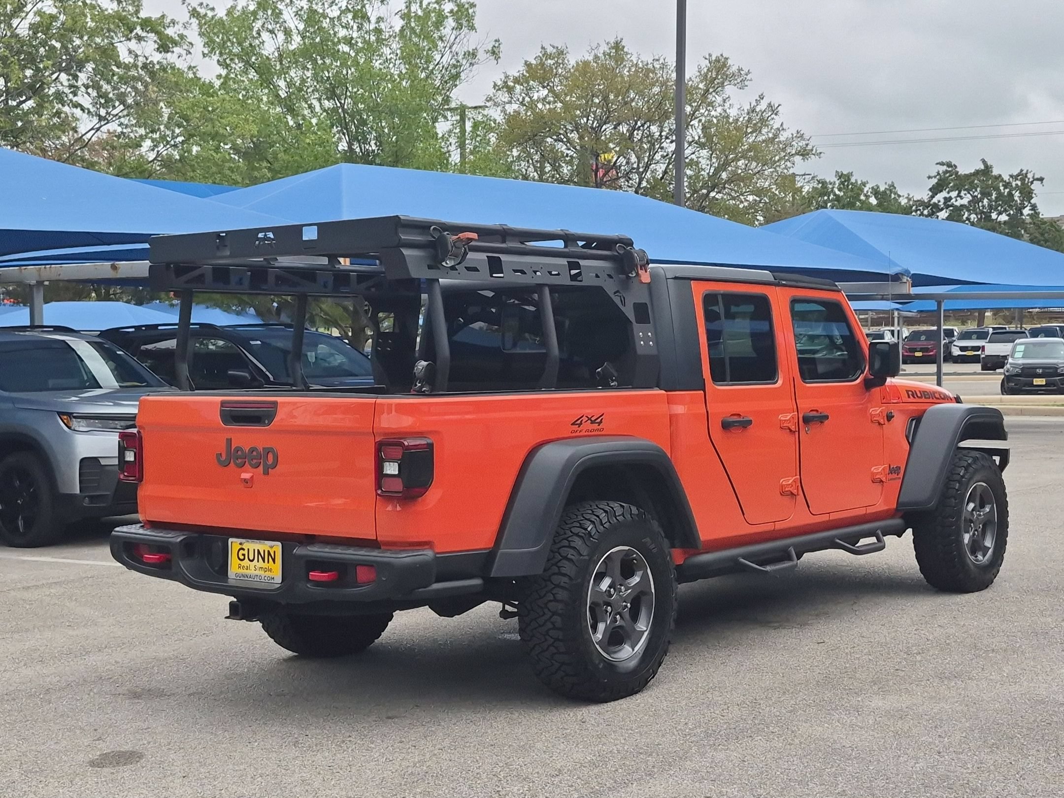 Used 2020 Jeep Gladiator Rubicon AWD/4WD image 3