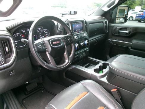 Used 2023 GMC Sierra 2500 AT4 AWD/4WD image 8