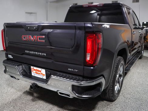 Used 2022 GMC Sierra 1500 SLT w/ SLT Premium Package AWD/4WD image 7