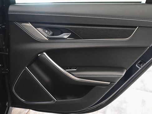 Used 2023 Jaguar XF R-Dynamic SE image 13