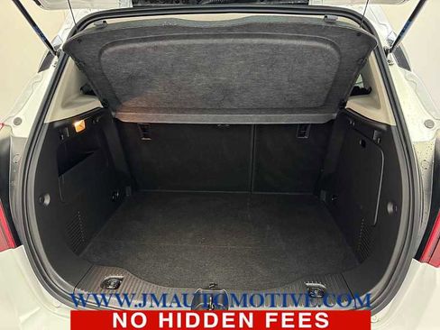 Used 2022 Buick Encore Preferred image 16