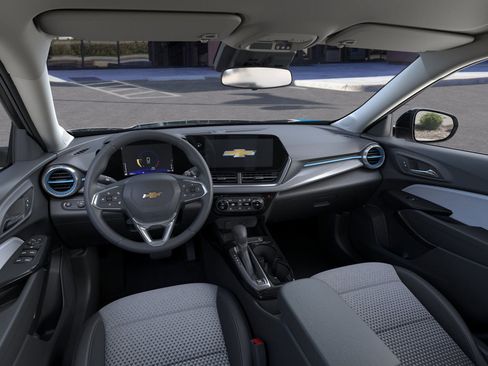 New 2026 Chevrolet Trax LT w/ Driver Confidence Package image 39