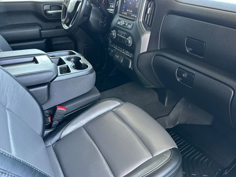 Certified 2024 Chevrolet Silverado 2500 Custom w/ Custom Value Package AWD/4WD image 19