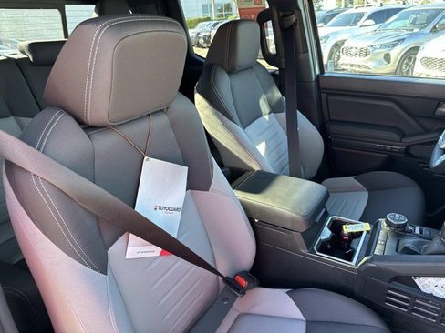 Certified 2025 Toyota Tacoma TRD Off-Road w/ TRD Off Road Upgrade Package image 18