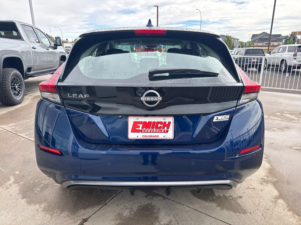 Used 2025 Nissan Leaf S FWD image 4