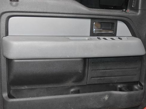 Used 2013 Ford F150 XLT w/ XLT Chrome Pkg AWD/4WD image 4