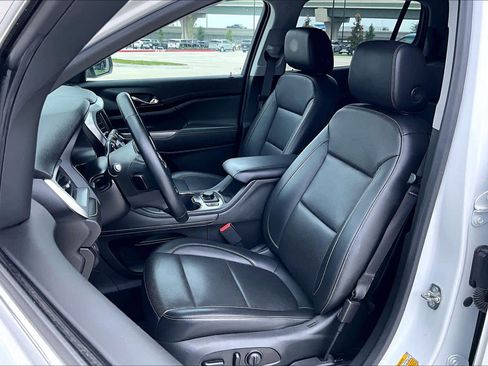 Used 2023 GMC Acadia SLT AWD/4WD image 8