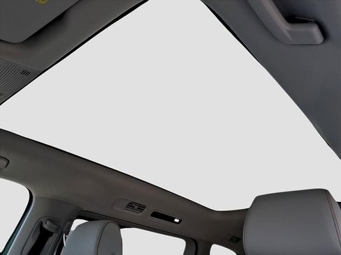 New 2025 Volkswagen ID. Buzz 1st Edition image 12