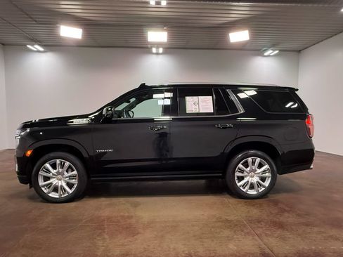 Used 2023 Chevrolet Tahoe High Country AWD/4WD image 6