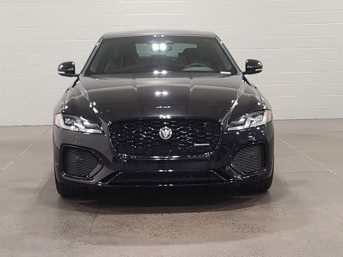 New 2024 Jaguar XF R-Dynamic SE image 9