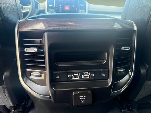 Used 2026 RAM 1500 Laramie AWD/4WD image 15