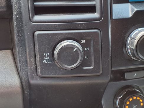 Used 2017 Ford F150 XL w/ Equipment Group 101A Mid AWD/4WD image 13