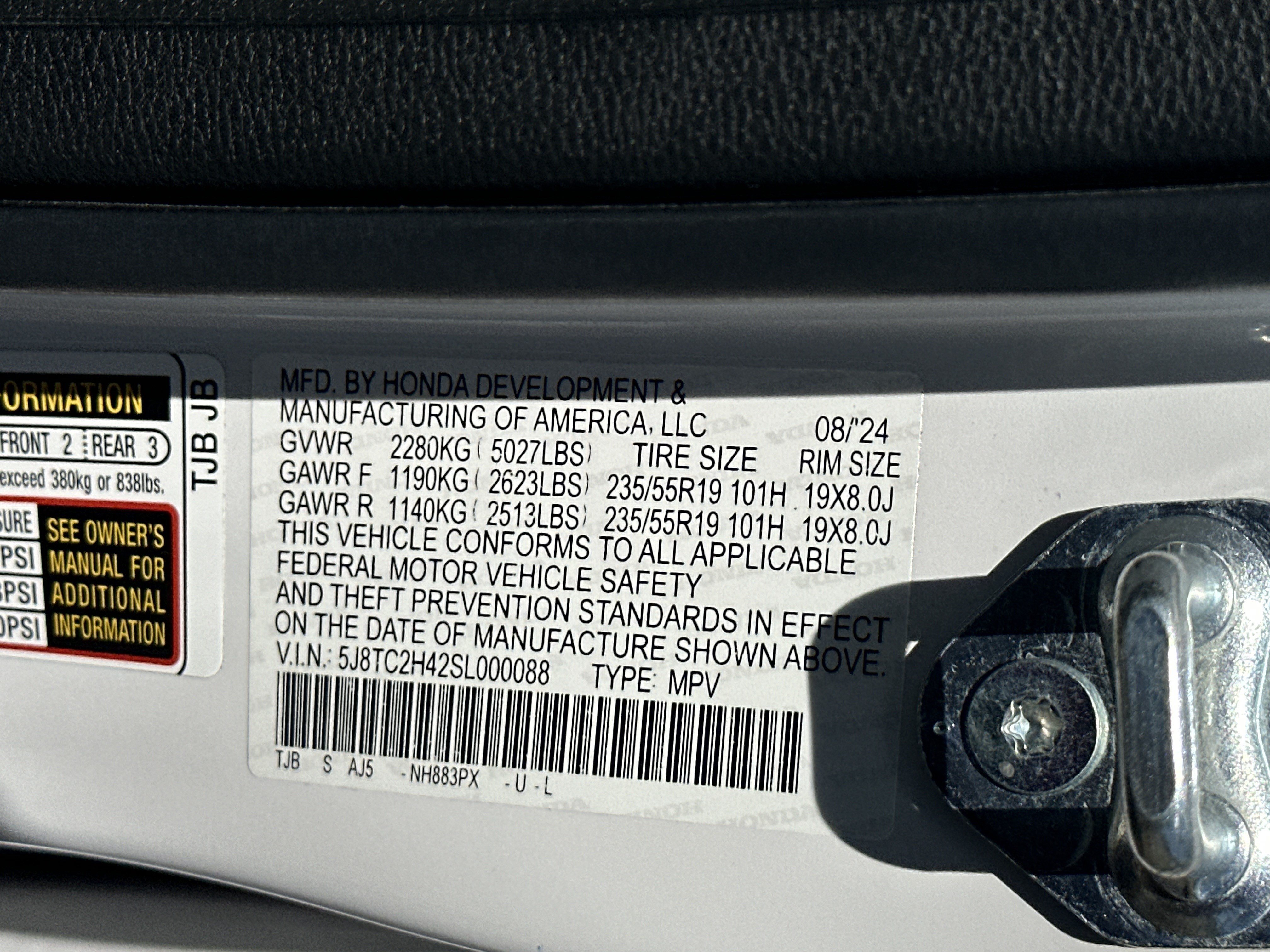 Certified 2025 Acura RDX SH-AWD image 37