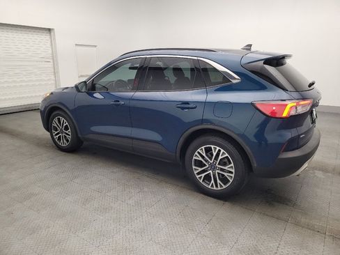 Used 2020 Ford Escape SEL image 3