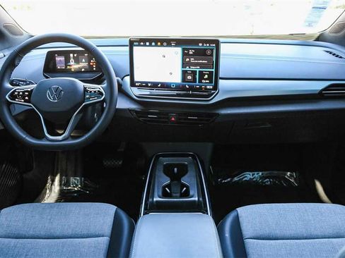 Used 2024 Volkswagen ID.4 Pro image 11