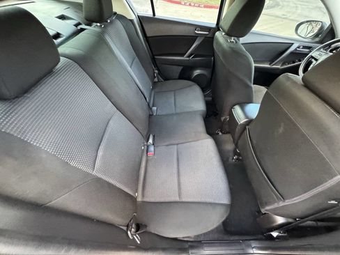 Used 2013 MAZDA MAZDA3 i Sport image 13