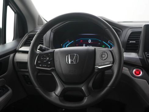 Used 2020 Honda Odyssey LX image 17