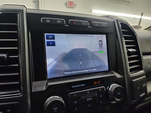 Used 2021 Ford F250 XLT w/ XLT Premium Package image 20