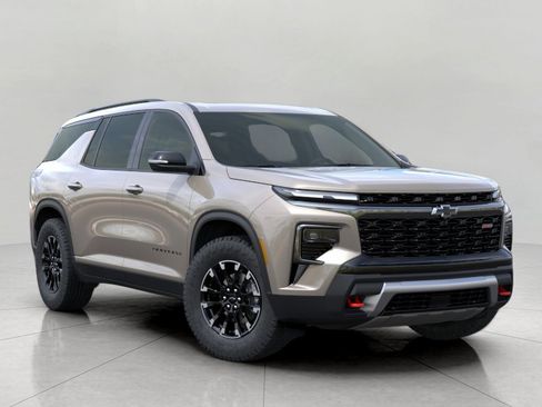 New 2026 Chevrolet Traverse Z71 w/ Driver Confidence Package AWD/4WD image 1