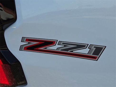 New 2026 Chevrolet Colorado Z71 w/ Technology Package image 7