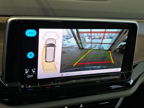 New 2024 Volkswagen Atlas SE AWD/4WD image 3