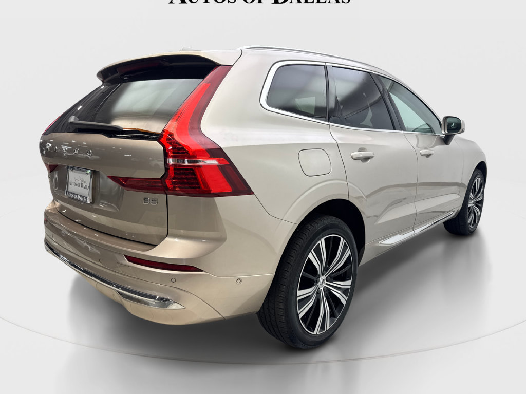 Used 2023 Volvo XC60 B5 Plus FWD image 7