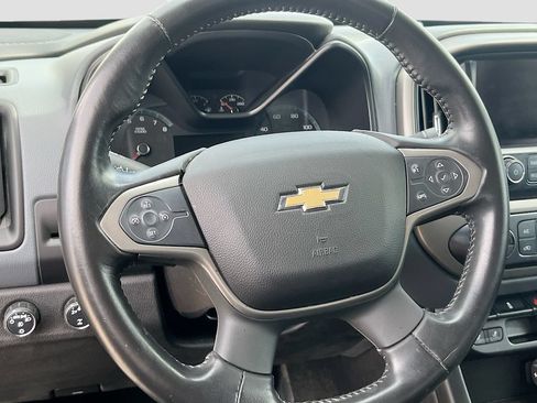 Used 2016 Chevrolet Colorado Z71 AWD/4WD image 11