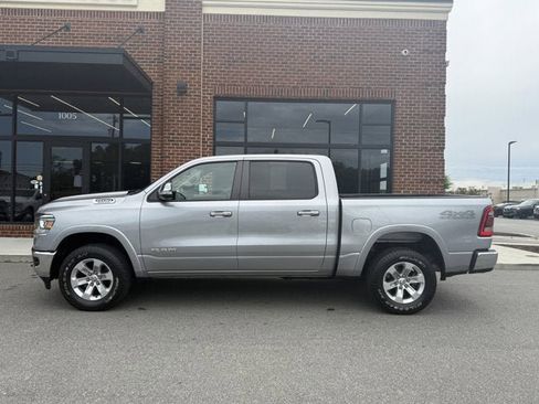 Used 2020 RAM 1500 Laramie w/ Off Road Group AWD/4WD image 3