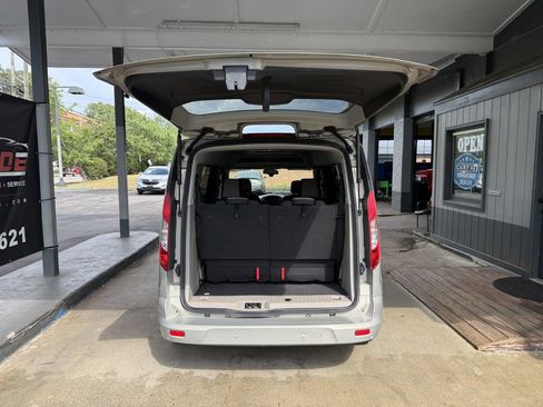Used 2016 Ford Transit Connect XLT FWD image 22