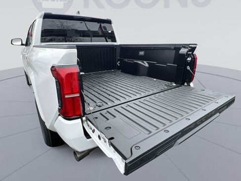 New 2026 Toyota Tacoma SR5 AWD/4WD image 20