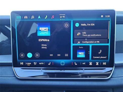 New 2025 Volkswagen Tiguan SE image 19