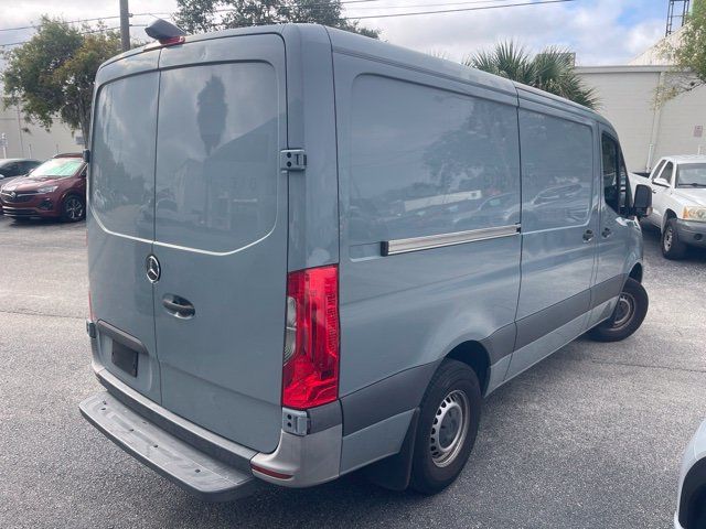 Used 2023 Mercedes-Benz Sprinter 2500 image 5