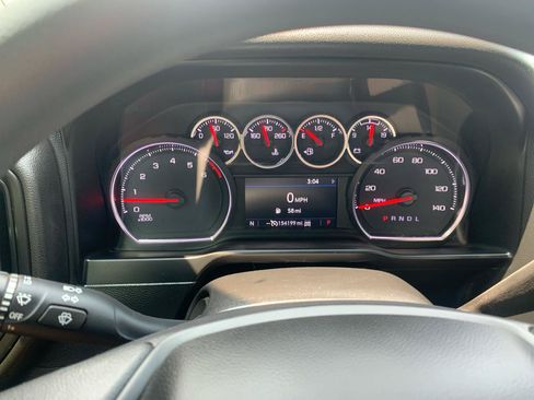 Used 2022 Chevrolet Silverado 2500 Custom w/ Custom Value Package AWD/4WD image 31