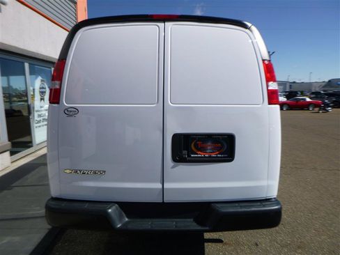 Used 2023 Chevrolet Express 2500 Extended w/ Driver Convenience Package RWD image 19