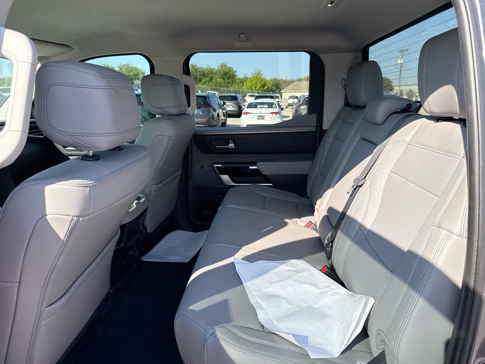 Used 2023 Toyota Tundra Limited w/ Power Package AWD/4WD image 23
