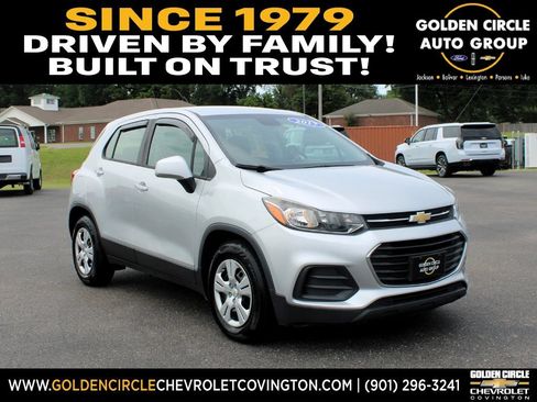 Used 2017 Chevrolet Trax LS FWD image 1