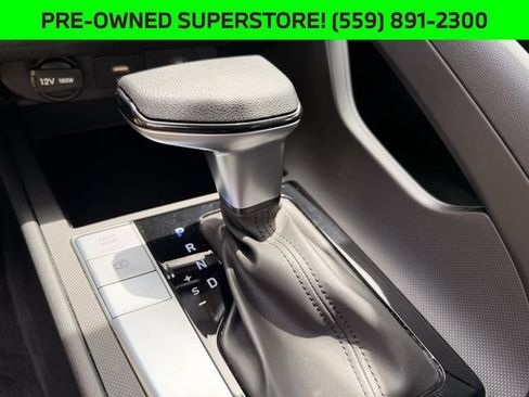 Used 2025 Hyundai Elantra SE FWD image 21