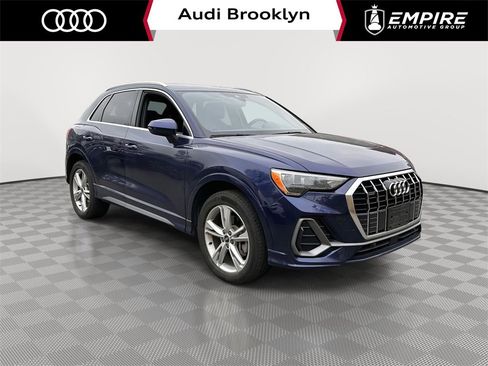 Used 2021 Audi Q3 2.0T Premium w/ Convenience Package image 1