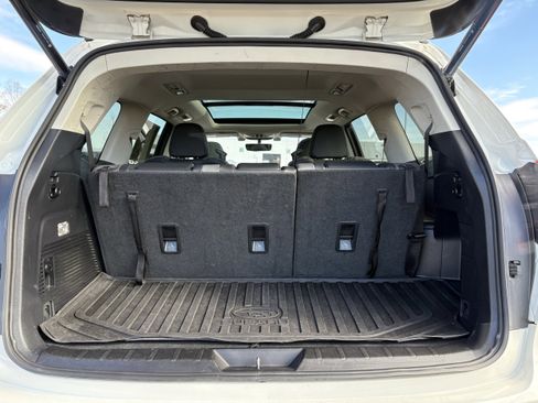 Used 2022 Subaru Ascent Onyx Edition image 12