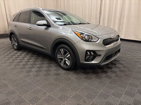 Certified 2022 Kia Niro EX Premium image 3