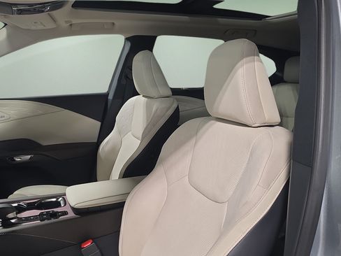 New 2026 Lexus RX 450h AWD image 15