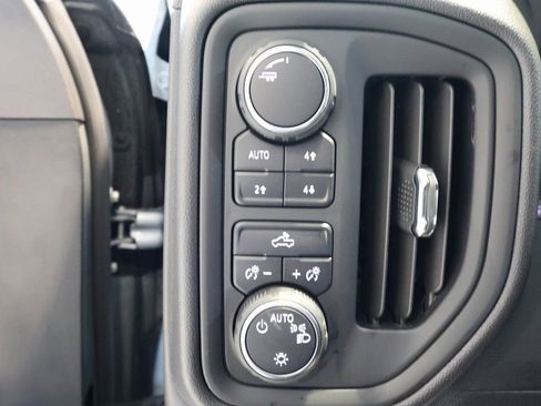 Certified 2025 Chevrolet Silverado 1500 Custom Trail Boss w/ Dark Appearance Package image 11