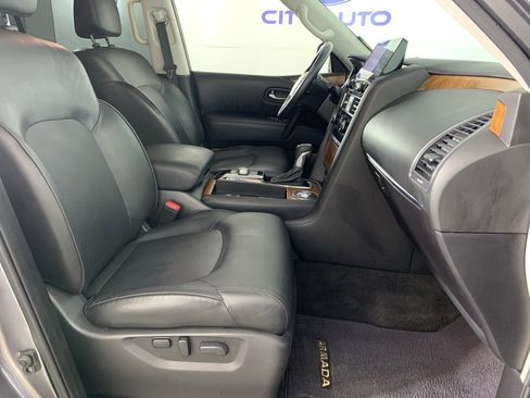 Used 2021 Nissan Armada SL w/ Captain's Chairs Package image 44