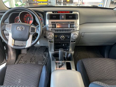 Used 2010 Toyota 4Runner SR5 AWD/4WD image 11
