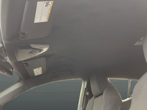 Used 2019 Toyota C-HR LE FWD image 24