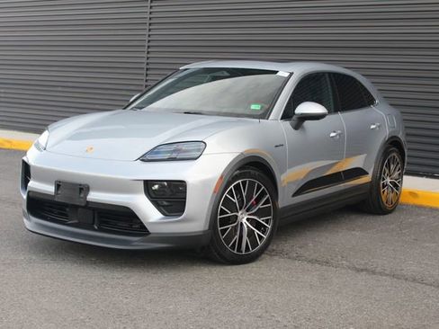 New 2025 Porsche Macan 4S Electric image 1
